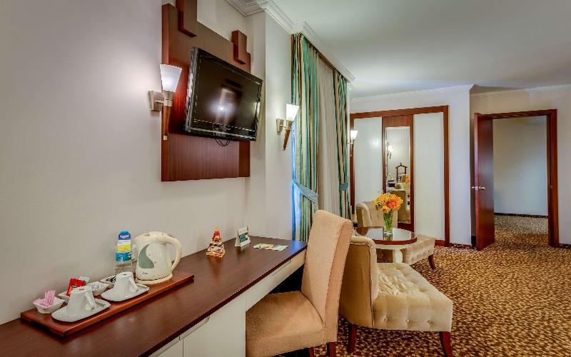 سوئیت با تخت بزرگ, Best Western Plus Khan