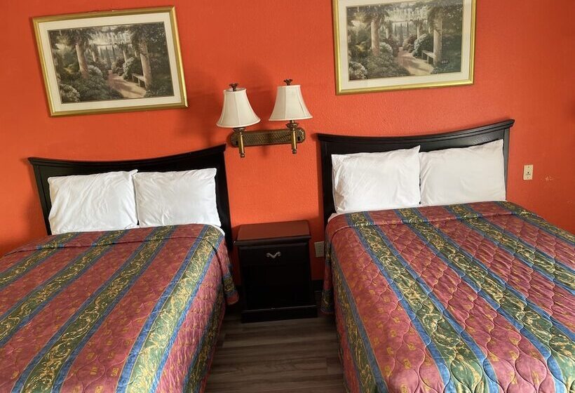 Номер Стандарт 2 Двуспальные Кровати, Kansas Inn