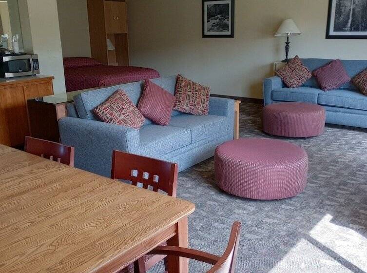 패밀리 룸, Cocusa Motel