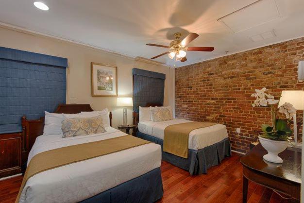 스탠다드 룸 더블 침대 2개, St. Pierre French Quarter