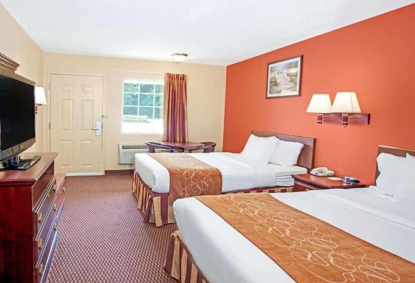 ２ダブルベッドのスタンダードルーム, Days Inn By Wyndham Canton