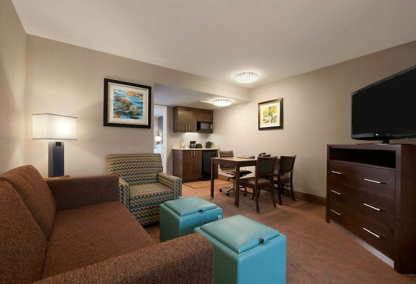 장애인을 위한 스위트, Embassy Suites Corpus Christi