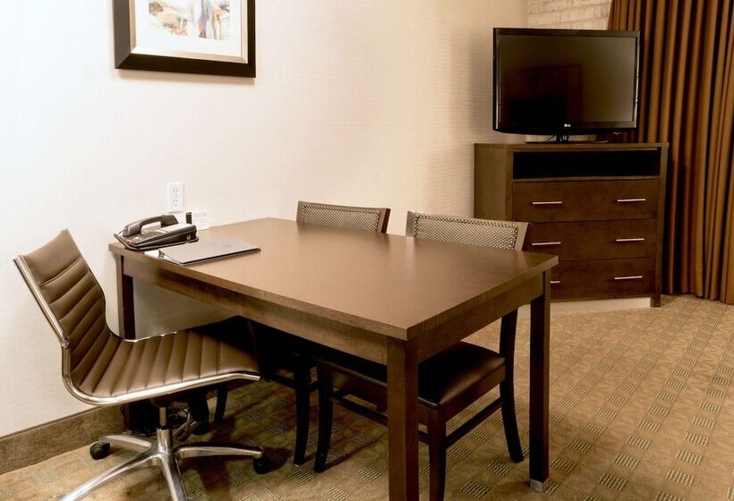 프리미엄 스위트, Embassy Suites Corpus Christi