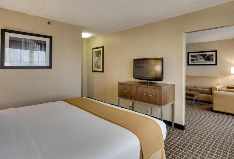 Люкс Кровать Кинг, Holiday Inn Express Washington Dc Sw   Springfield By Ihg