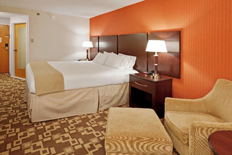 스탠다드 룸 킹사이즈 침대, Holiday Inn Express Wilkes Barre East, An Ihg