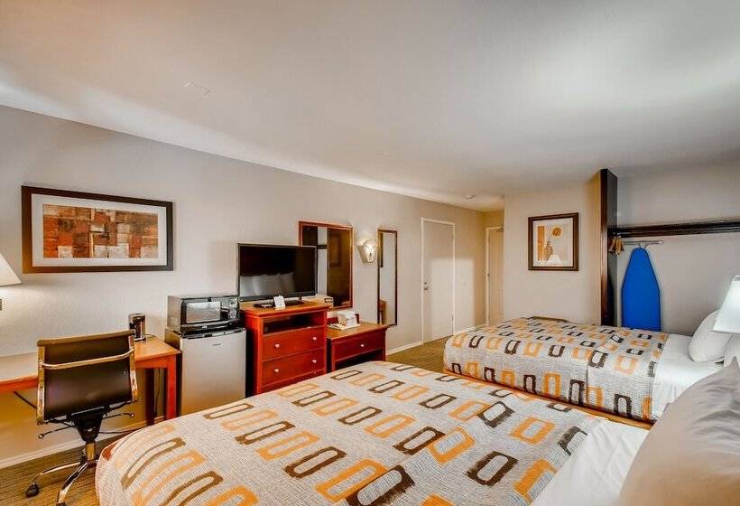 Номер Deluxe, Orangewood Inn And Suites Midtown