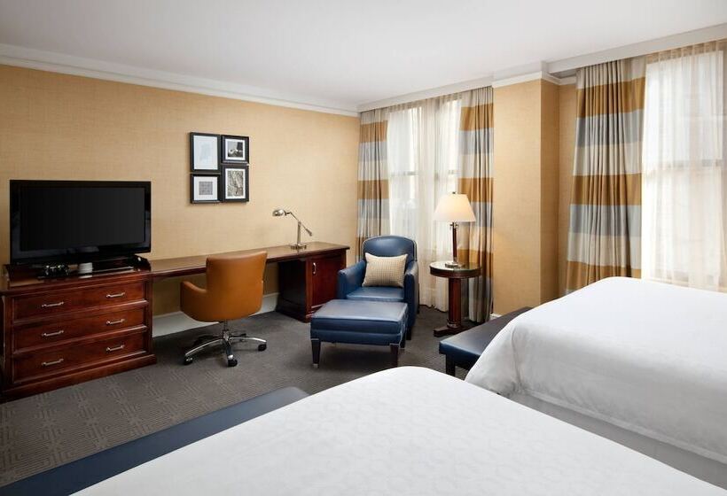 Chambre Club, The Gunter Hotel San Antonio Riverwalk