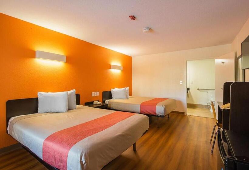 Номер Стандарт Адаптированный для Инвалидов, Motel 6savannah, Ga  Midtown