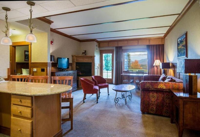 Люкс Deluxe Кровать Кинг, Crowne Plaza Lake Placid, An Ihg