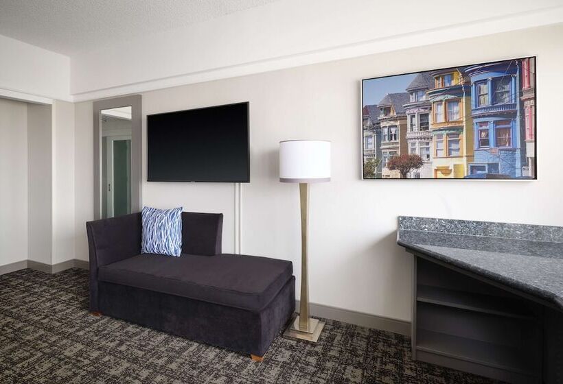 اتاق لوکس با چشم‌انداز, Hilton San Francisco Financial District