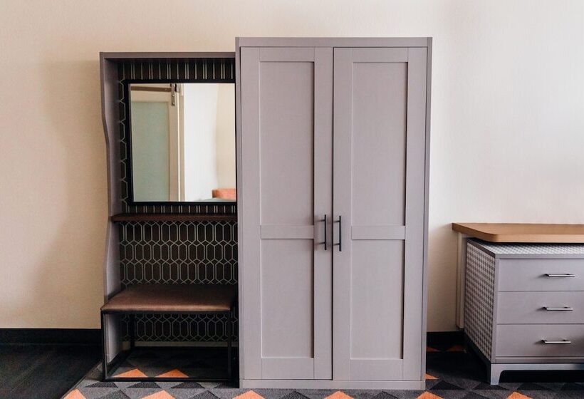 Номер Стандарт, Holiday Inn & Suites Phoenix Mesa Chandler, An Ihg