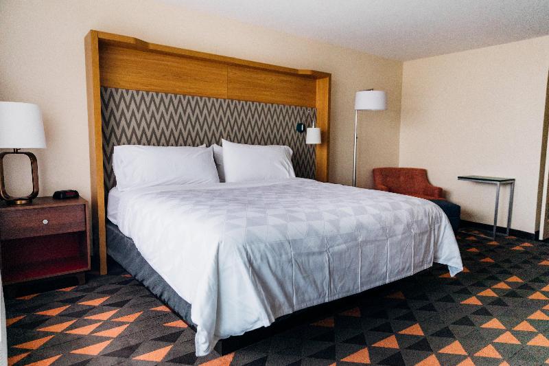 Стандартный Номер Кровать Кинг, Holiday Inn & Suites Phoenix Mesa Chandler, An Ihg
