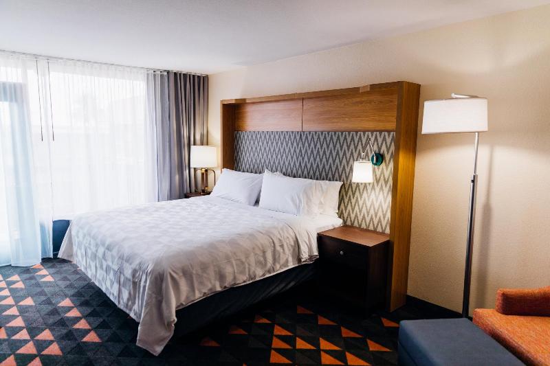 Номер Стандарт, Holiday Inn & Suites Phoenix Mesa Chandler, An Ihg