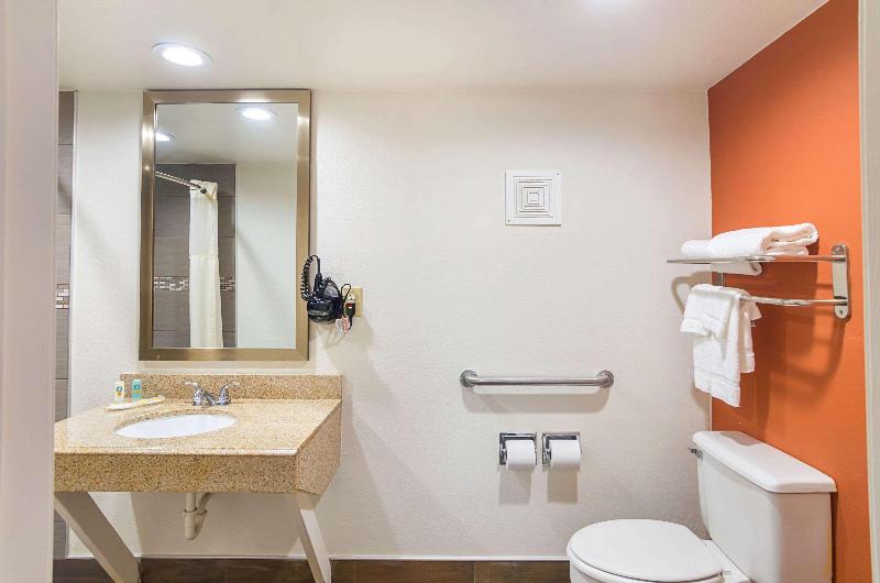 Стандартный Номер Кровать Кинг, Quality Inn