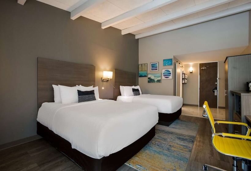 스탠다드 룸 더블 침대 2개, The Hub Middletown Red Bank  Best Western Signature Collection