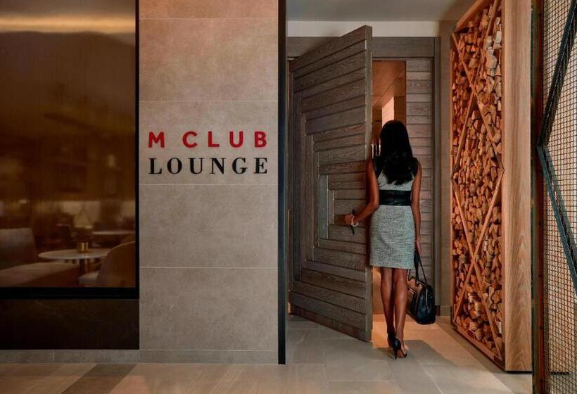 اتاق لوکس با تخت بزرگ, Charlotte Marriott City Center