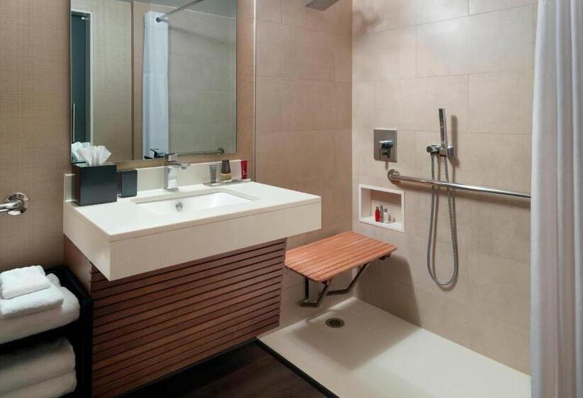 اتاق استاندارد با 2 تخت دوبل, Charlotte Marriott City Center