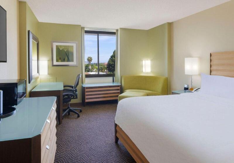 Люкс Кровать Кинг, Holiday Inn San Jose Silicon Valley, An Ihg