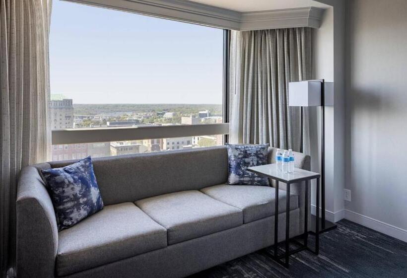 اتاق پرمیوم, Richmond Marriott
