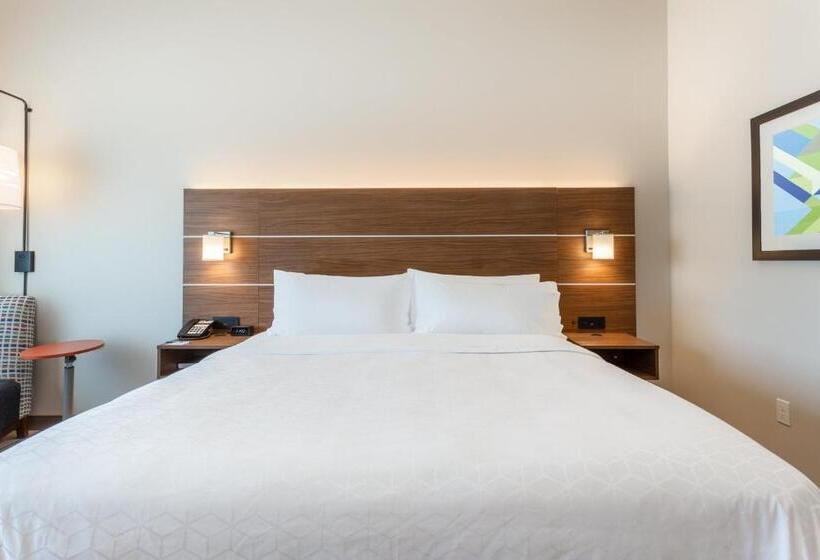 适合残疾人使用的标准间, Holiday Inn Express & Suites   Springfield North, An Ihg