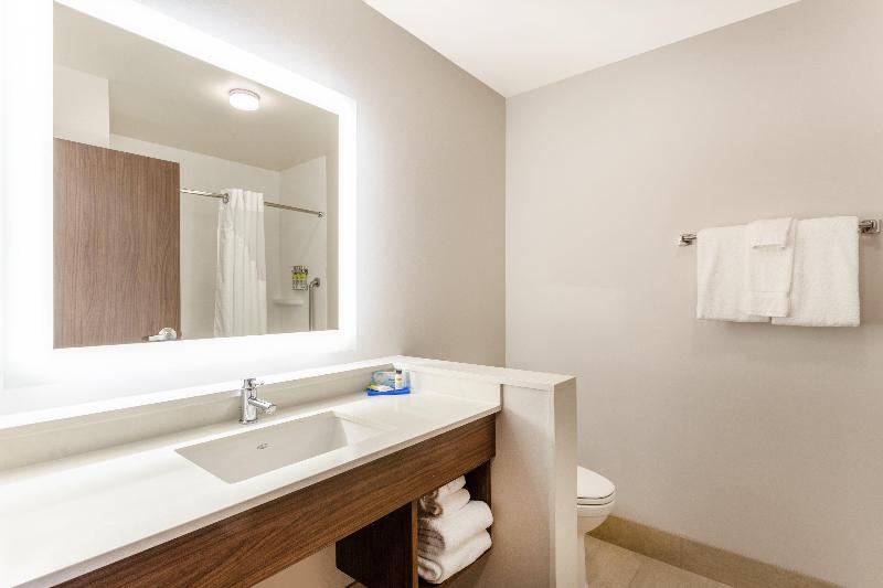 套房, Holiday Inn Express & Suites   Springfield North, An Ihg