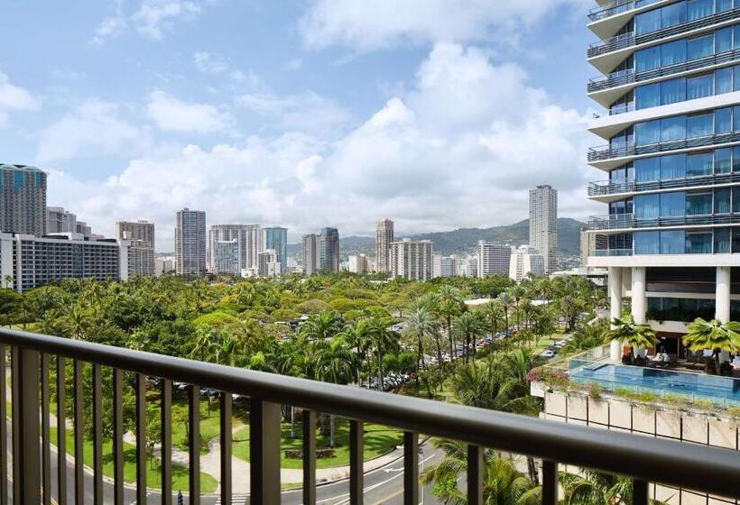 اتاق استاندارد, Outrigger Reef Waikiki Beach Resort
