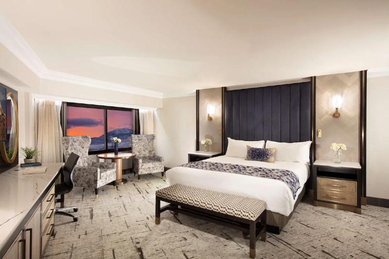 스탠다드 룸, Peppermill Resort Spa Casino