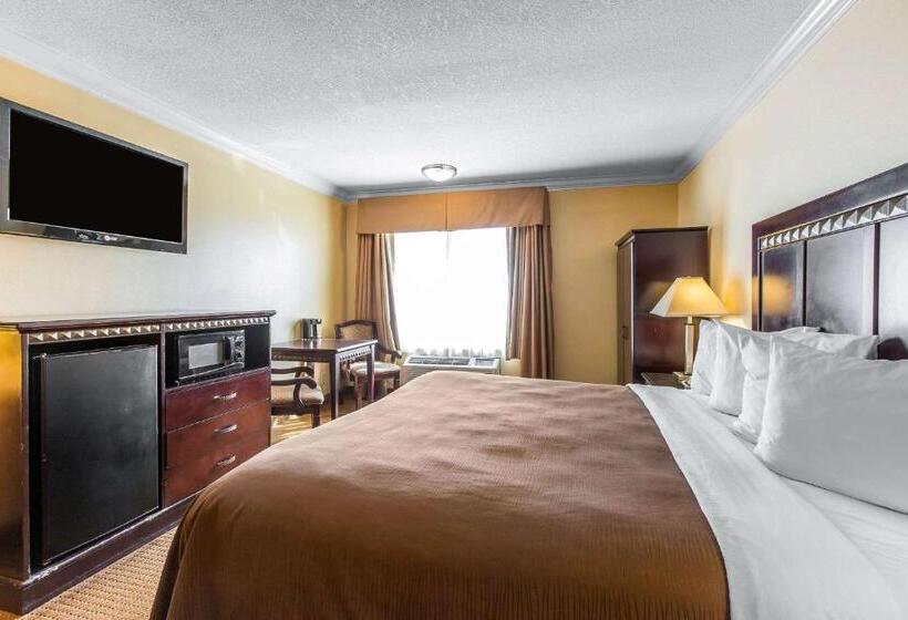 장애인을 위한 킹사이즈 침대 스탠다드 룸, Quality Inn & Suites Bell Gardenslos Angeles