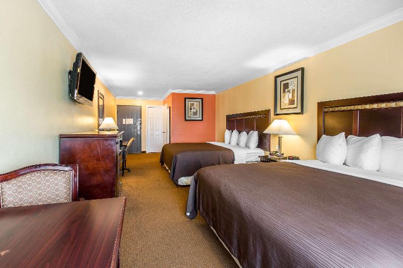 带大床的标准间, Quality Inn & Suites Bell Gardenslos Angeles