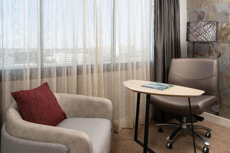 Стандартный Номер Кровать Кинг, The Westin Tysons Corner