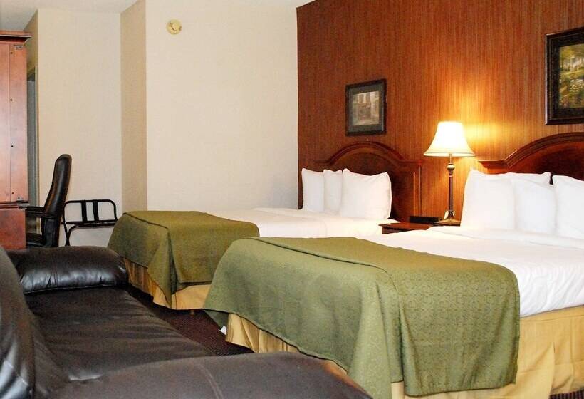 חדר סטנדרט שתי מיטות זוגיות, Travelodge By Wyndham Watertown