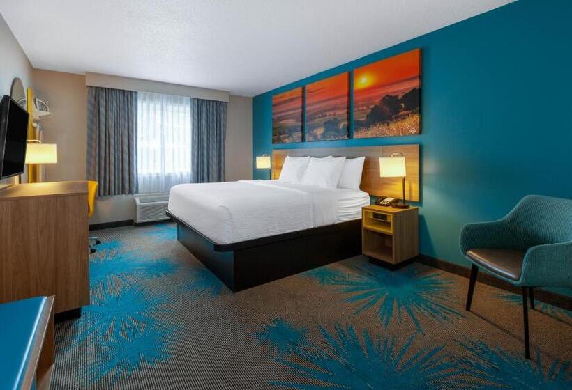 Стандартный Номер Кровать Кинг, Days Inn By Wyndham Sandusky Cedar Point