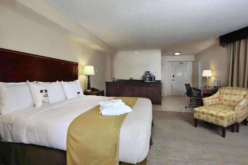 스탠다드 룸 킹사이즈 침대, Doubletree By Hilton Denver Thornton