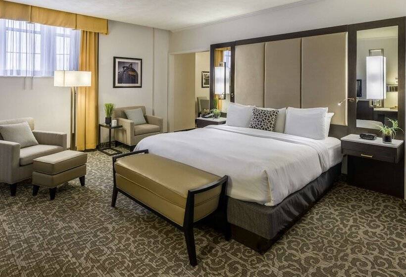 스위트 킹사이즈 침대, Radisson Lackawanna Station Hotel Scranton