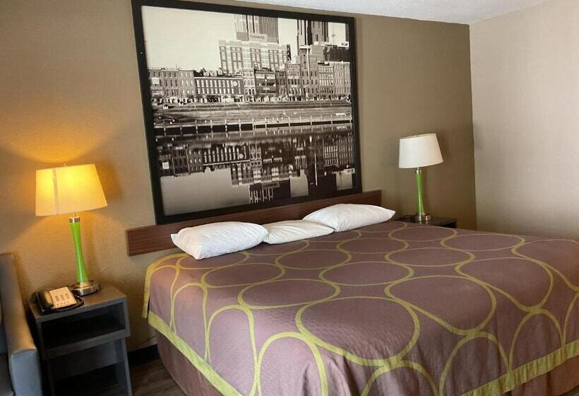 Camera Standard Letto King Accessibile ai persone con mobilità ridotta, Super 8 By Wyndham Chattanooga/east Ridge