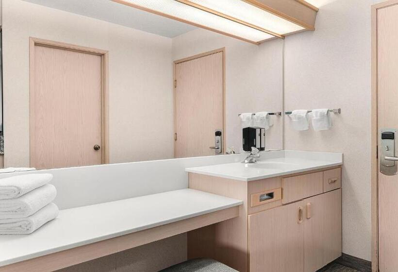 غرفة قياسية سرير ملكى, Columbia River Hotel, Ascend Hotel Collection