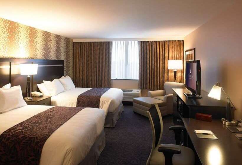 Люкс, The Strathallan Rochester Hotel & Spa   Doubletree By Hilton