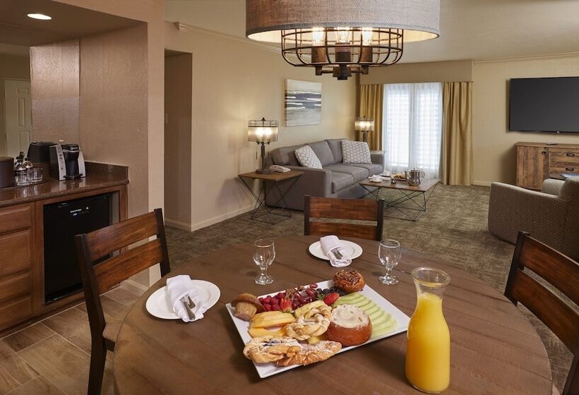 سوییت, The Scottsdale Plaza Resort & Villas