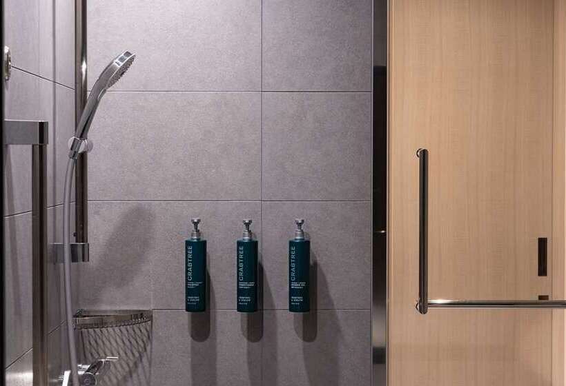 Quarto Estandar, The Cincinnatian Hotel Curio Collection By Hilton