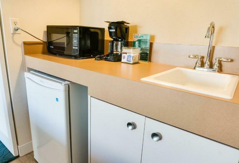 سوییت جونیور, Oasis Hotel Waikiki
