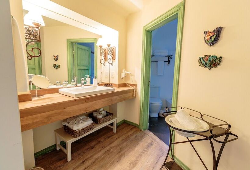 اتاق لوکس, L Auberge