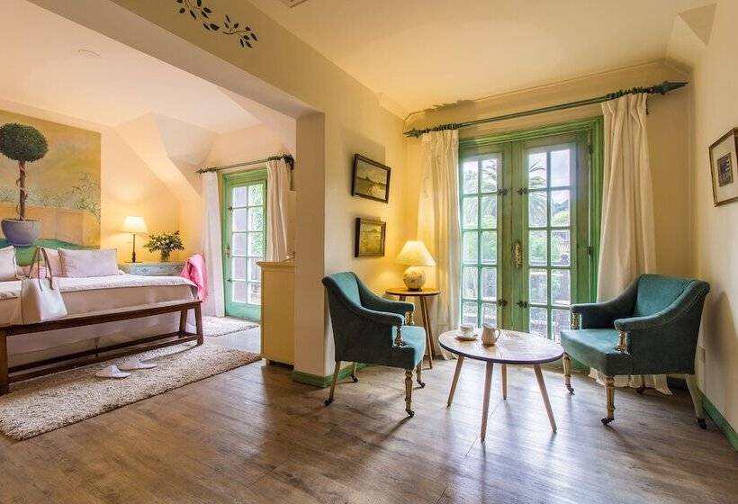 اتاق لوکس, L Auberge
