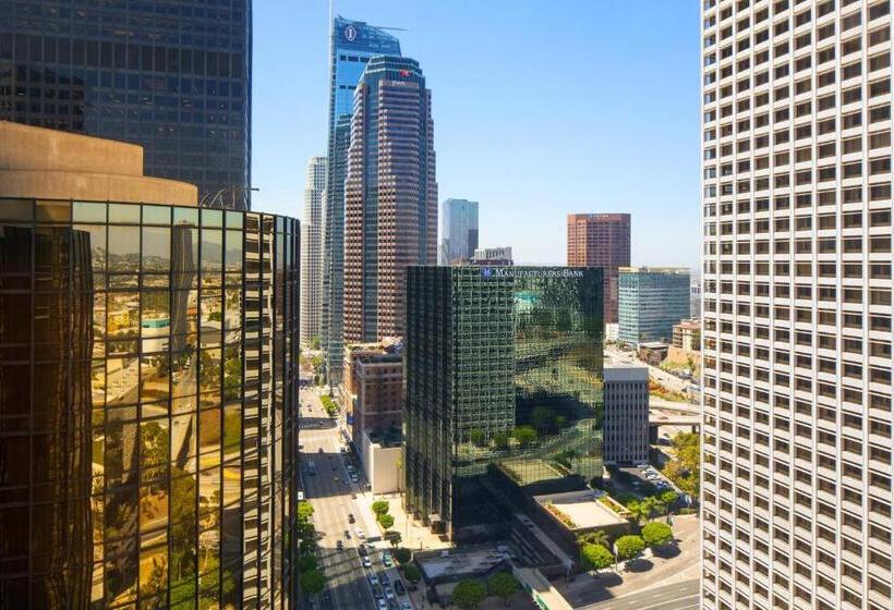 اتاق استاندارد با تخت بزرگ, The Westin Bonaventure Hotel & Suites, Los Angeles
