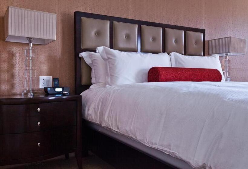 جناح سوبيريور, Town & Country Inn And Suites