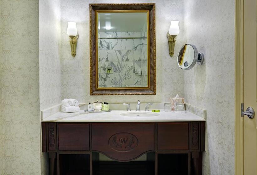 스위트 킹사이즈 침대, Willard Intercontinental Washington, An Ihg