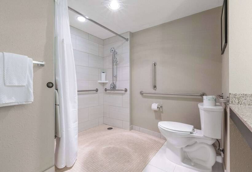 Номер Стандарт Адаптированный для Инвалидов, Doubletree By Hilton Hotel Park City   The Yarrow