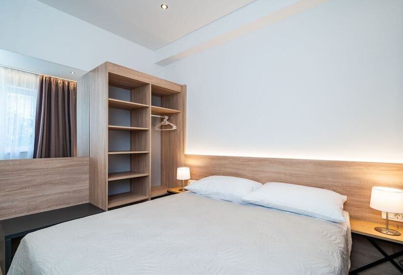 آپارتمان 1 خوابه با تراس, Bacan Serviced Apartments