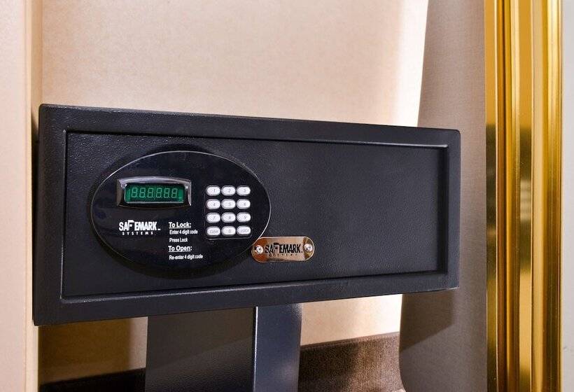 اتاق لوکس, Best Western Hollywood Plaza Inn Hotel   Hollywood Walk Of Fame La