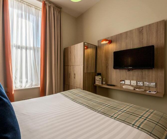 스탠다드 룸, Cairn Hotel & Apartments