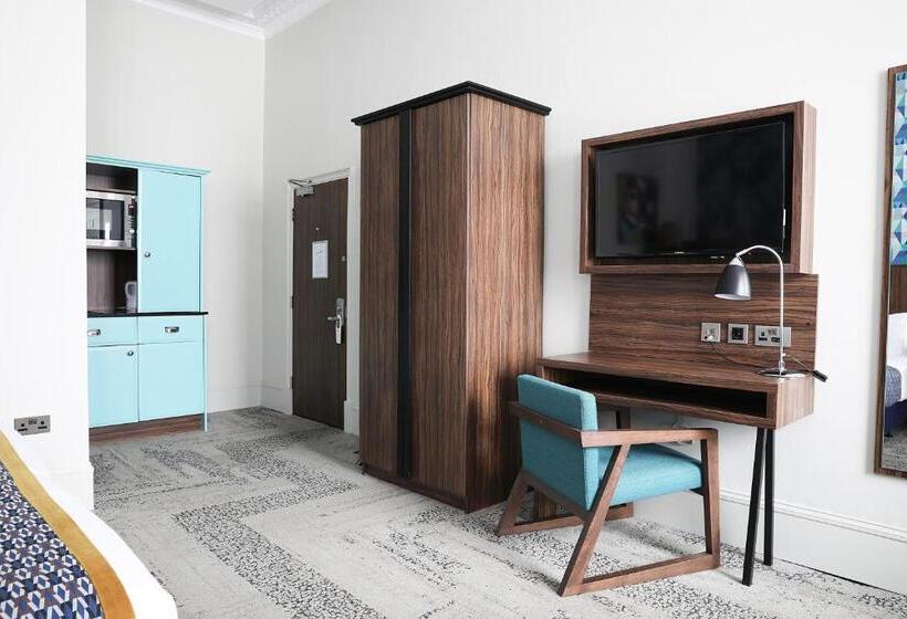 Студия Стандарт, Cairn Hotel & Apartments